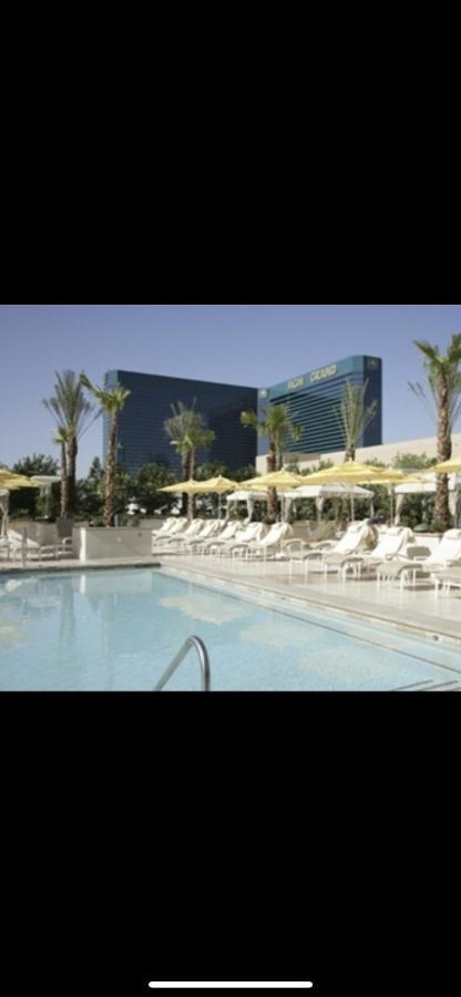 Mgm Signature Pool View Las Vegas Exterior photo